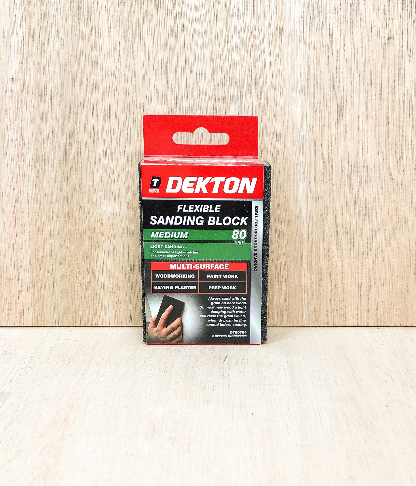 Dekton 80 grit sanding sponge medium