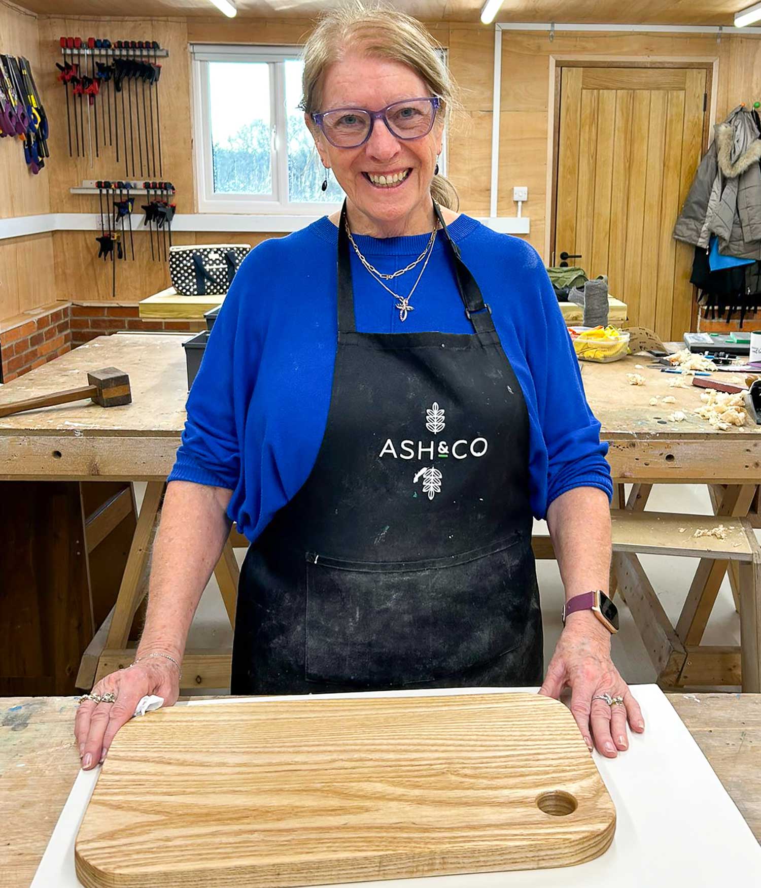 Make a hardwood chopping board at a beginners one-day woodwork class at Ash and Co Workshops on the Hampshire / Surrey border.