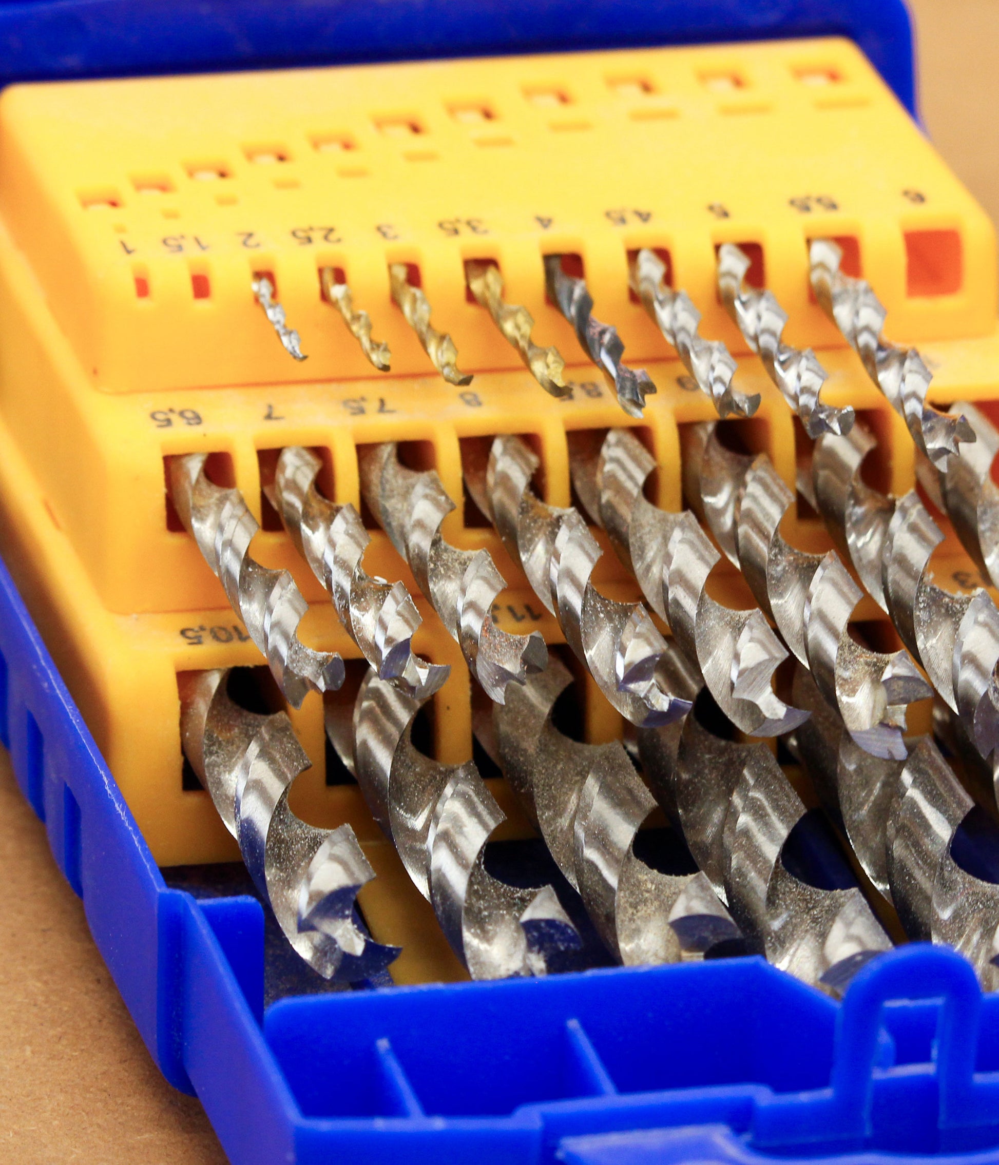 Learn all about which drill bits to use in DIY class