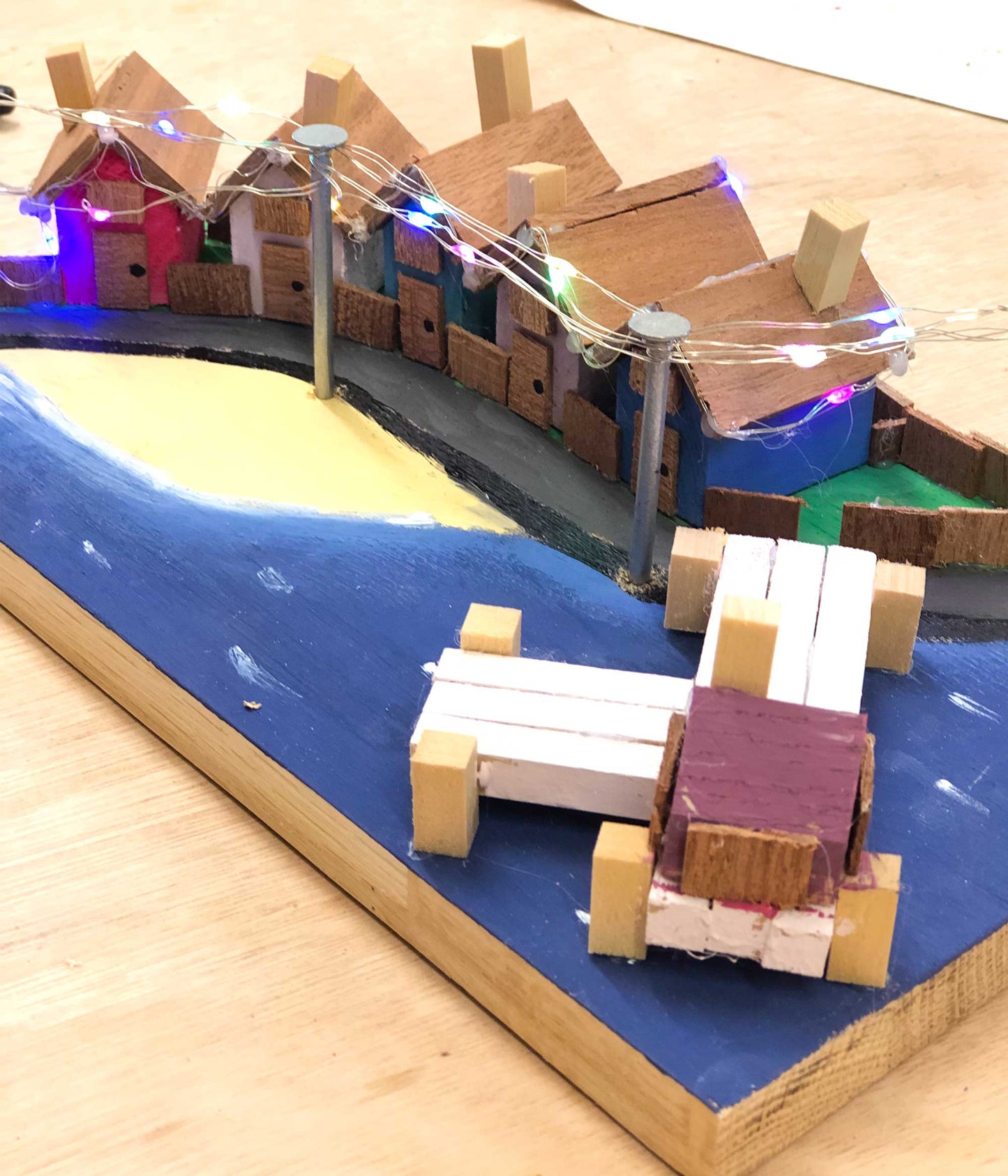 'Make 'n' Sip' Miniature Christmas Village (Adults)
