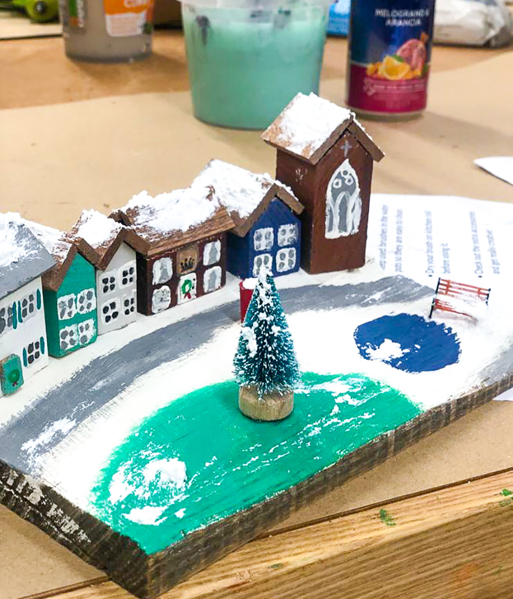 'Make 'n' Sip' Christmas Craft Evening