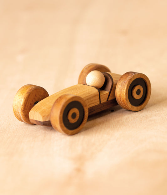 Ash & Co Workshops Stirling Limited Edition Classic Wooden Car Making Kit