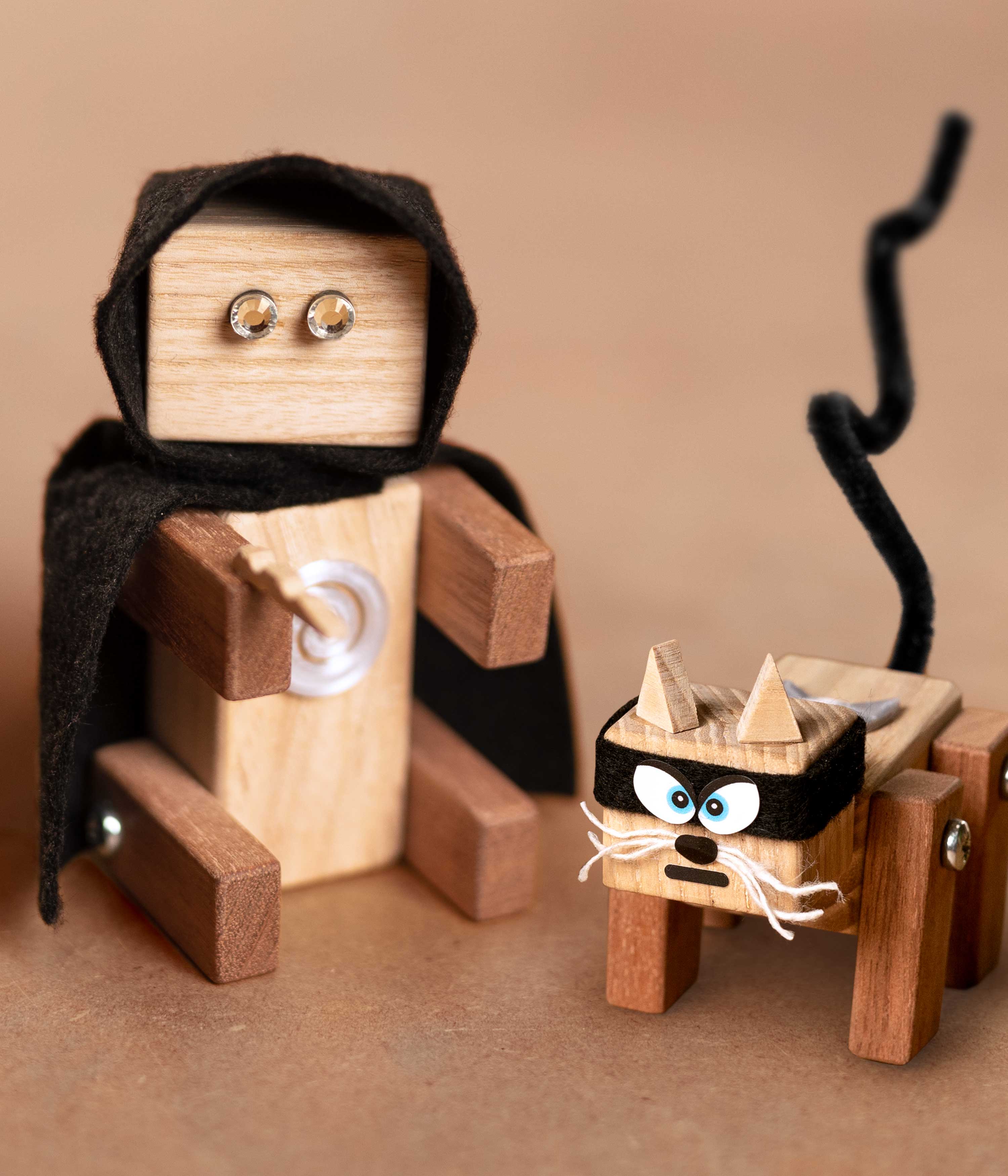 Super Makes - Build Hypno & Ninja Cat the Super Villains - Woodworking ...