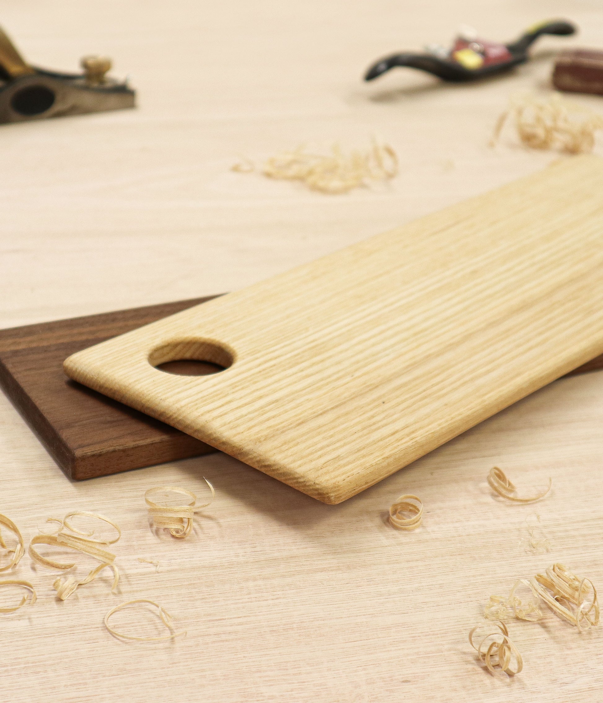 How to Make a Cutting Board with Minimal Tools 